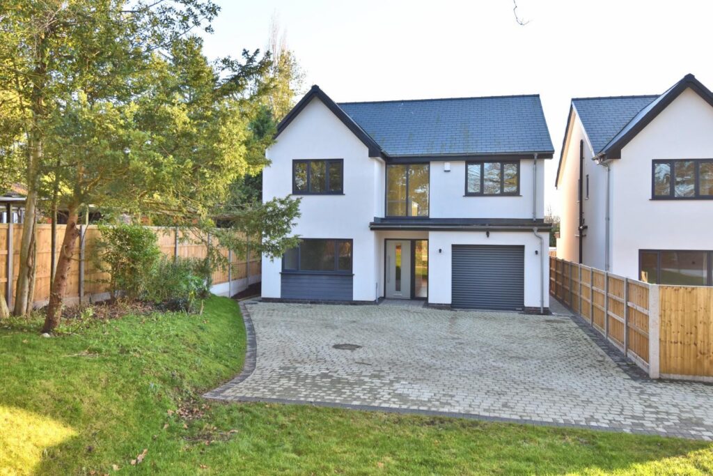 Bryn Goodman, Ruthin, Price 495000, House 5 Bedrooms, 5 bedrooms, 1 receptions