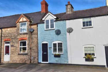 Mwrog Street, Ruthin