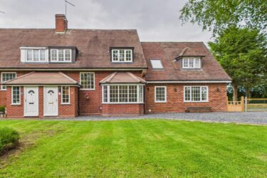 Deeside Crescent, Sealand, Chester