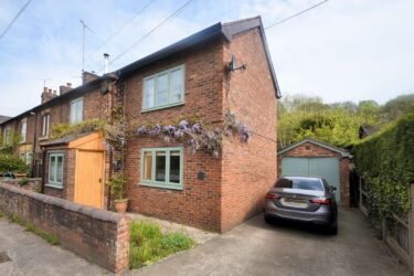 Wrexham Road, Pontblyddyn, Mold