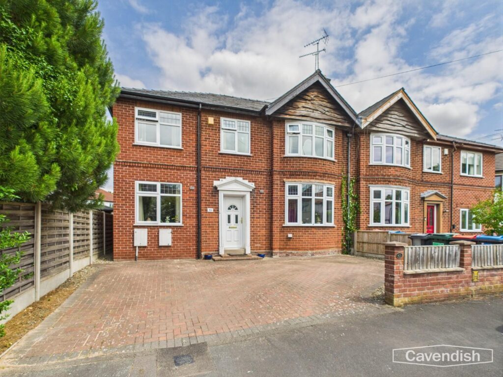 Kingsmead, Upton, Chester, Price 485000, House - Semi-Detached 4 Bedrooms, 4 bedrooms, 3 receptions