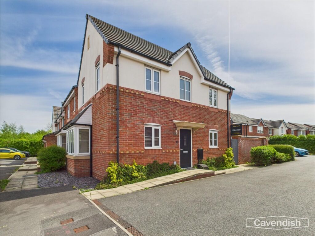 Whitley Drive, Broughton, Price 240000, House - Semi-Detached 3 Bedrooms, 3 bedrooms, 2 receptions