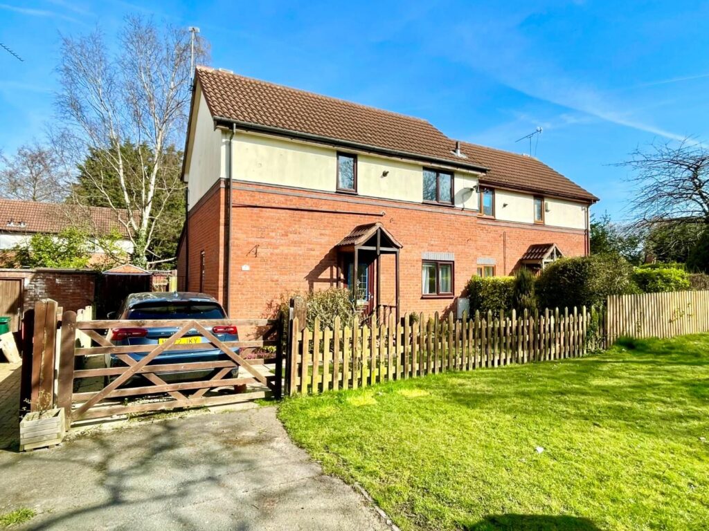 Circular Drive, Chester, Price 215000, House - Terraced 2 Bedrooms, 2 bedrooms, 0 receptions