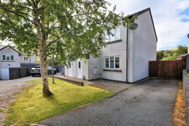 Llys Ial, Bryneglwys, Corwen