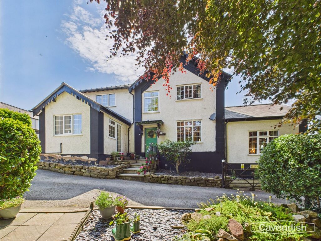 Chester Road, Northop Hall, Mold, Price 595000, Cottage 3 Bedrooms, 3 bedrooms, 3 receptions