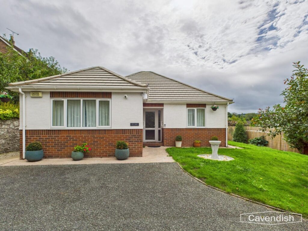 Prior Street, Ruthin, Offers Over 350000, Bungalow - Detached 3 Bedrooms, 3 bedrooms, 2 receptions