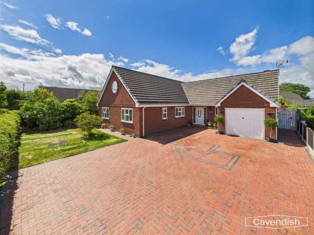 Wrexham Road, Penyffordd, Chester, Offers Over 490000, Bungalow - Detached 4 Bedrooms, 4 bedrooms, 3 receptions