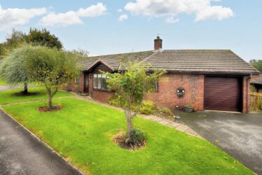 Lon Syr Herbert, Caerwys, Mold