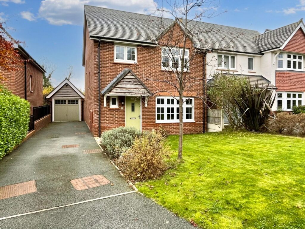 Overlea Drive, Hawarden, Asking Price 375000, House - Detached 4 Bedrooms, 4 bedrooms, 1 receptions