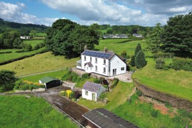 Denbigh Road, Nannerch, Mold