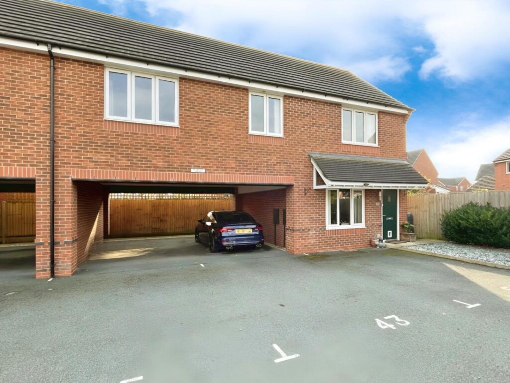 Beeby Way, Broughton, Chester, Offers In The Region Of 220000, House - Semi-Detached 3 Bedrooms, 3 bedrooms, 1 receptions