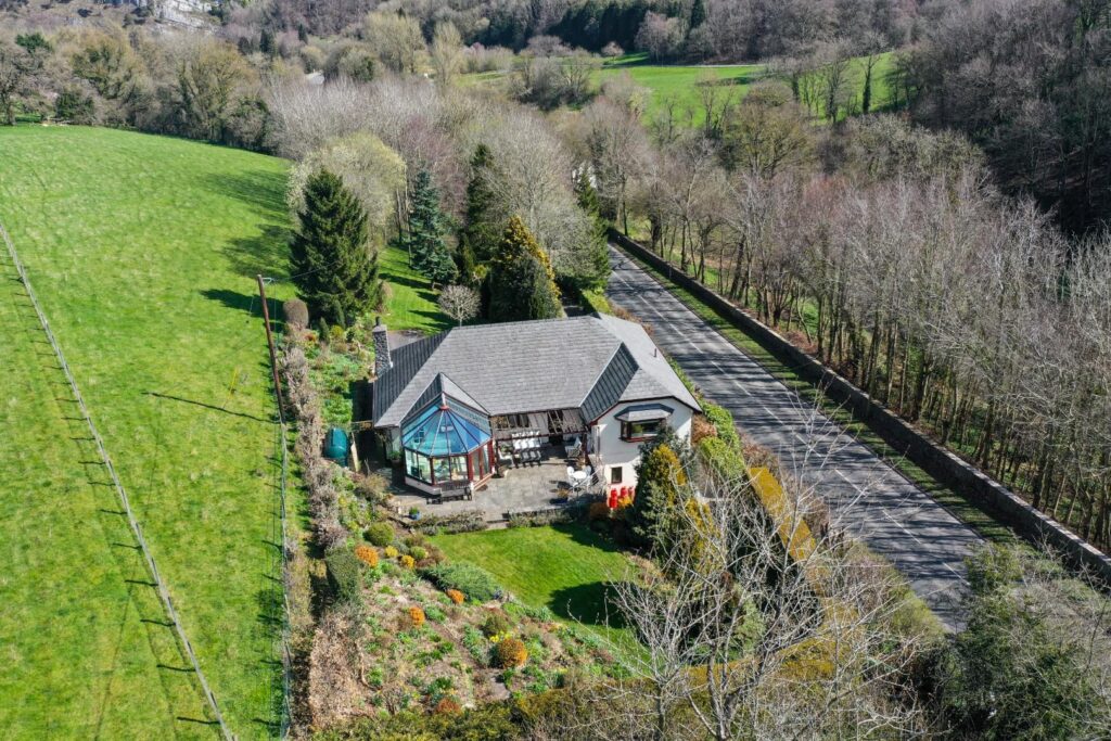 Ruthin Road, Loggerheads, Near Mold, Price 565000, Bungalow - Detached 4 Bedrooms, 4 bedrooms, 3 receptions