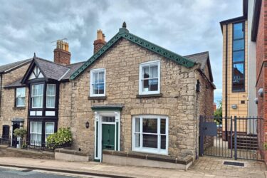 Vale Street, Denbigh