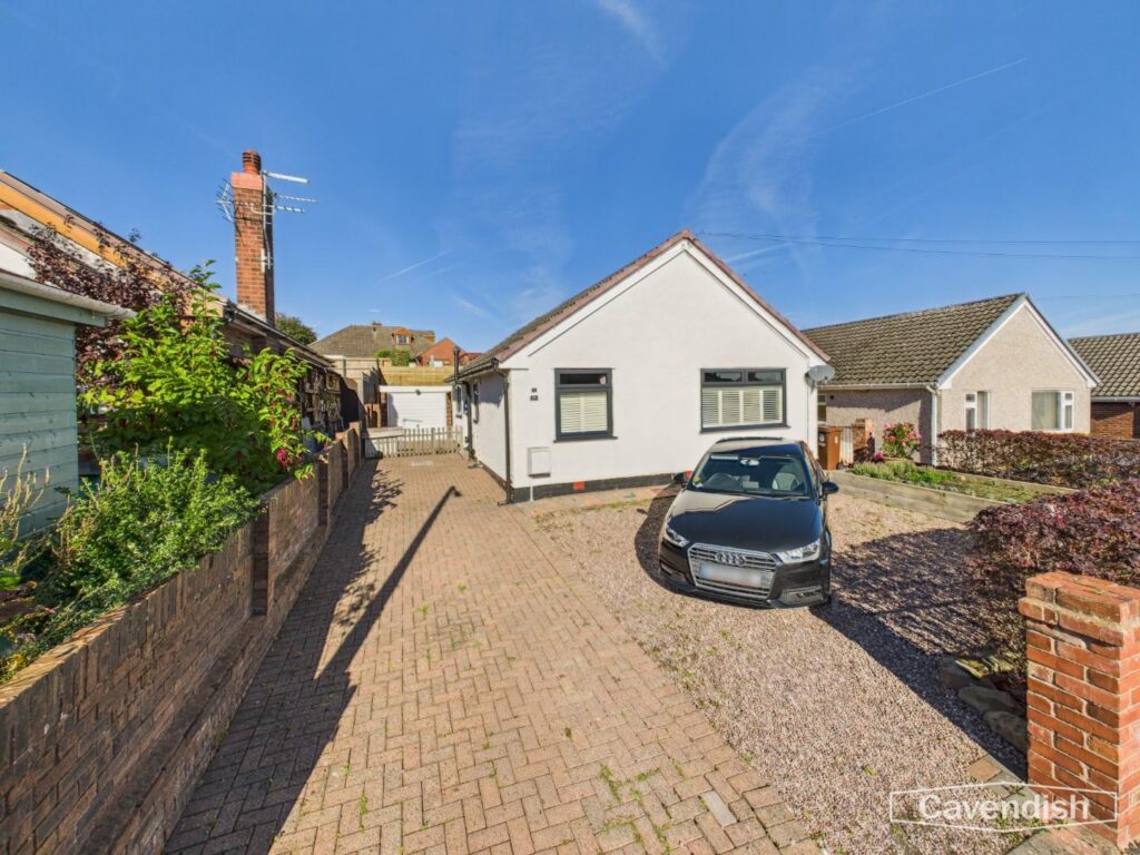 Vale Avenue, Hawarden, NEW 280000, Bungalow - Detached 3 Bedrooms, 3 bedrooms, 2 receptions