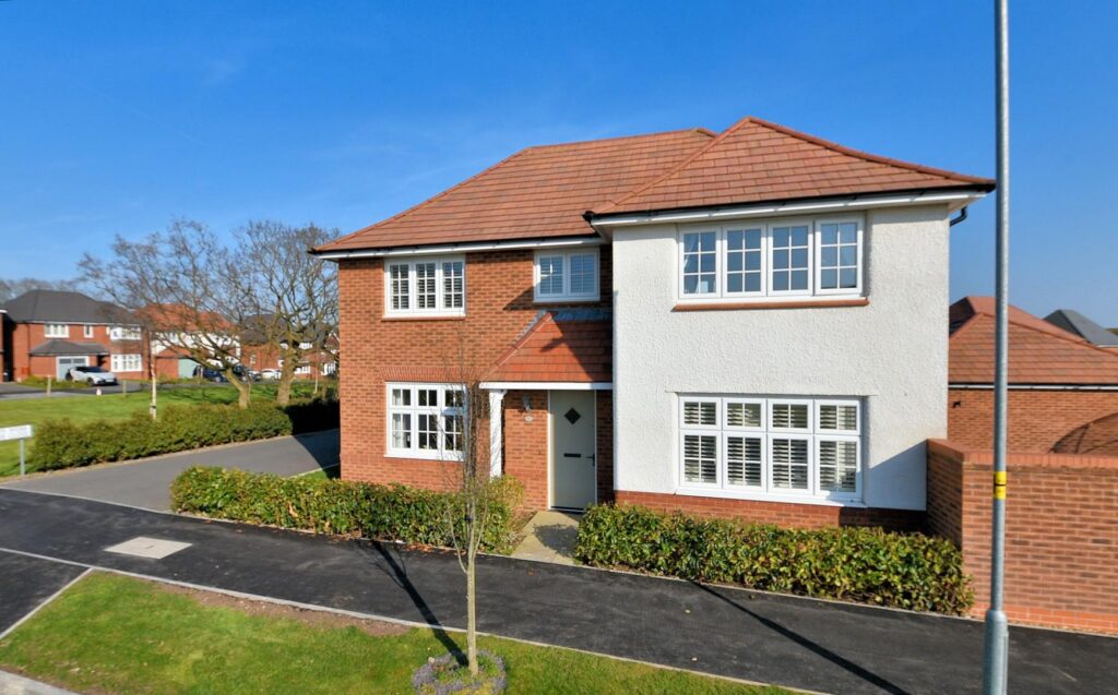 Rhodfa Gladstone, Penymynydd, Chester, Price 420000, House - Detached 4 Bedrooms, 4 bedrooms, 1 receptions