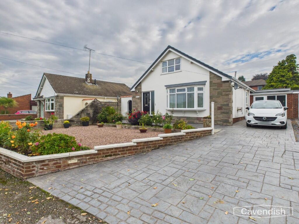 Higher Common Way, Buckley, Price 325000, House - Link Detached 3 Bedrooms, 3 bedrooms, 3 receptions