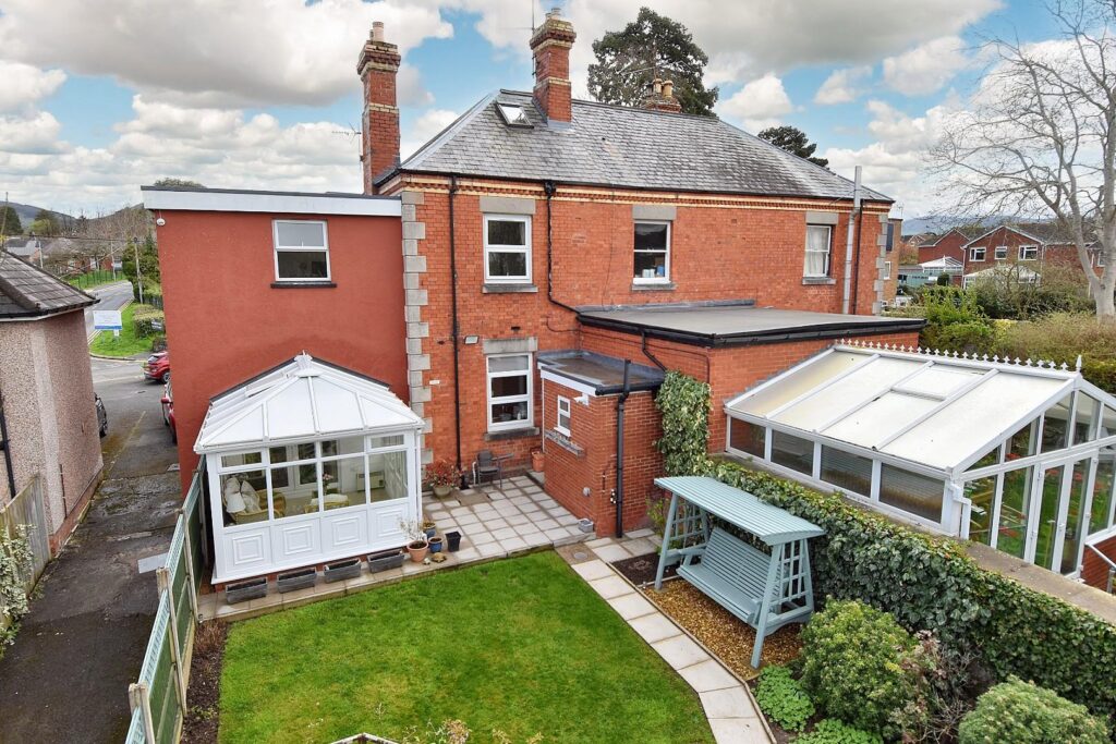 Llanrhydd Street, Ruthin, Offers Around 290000, House - Semi-Detached 3 Bedrooms, 3 bedrooms, 2 receptions