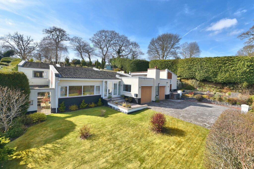 Vicarage Road, Rhydymwyn, Mold, Price 425000, Bungalow - Detached 5 Bedrooms, 5 bedrooms, 3 receptions