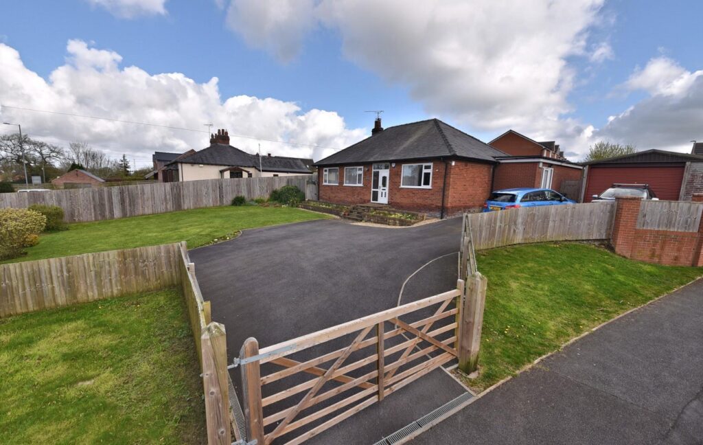 Main Road, New Brighton, Mold, Price 375000, Bungalow - Detached 3 Bedrooms, 3 bedrooms, 2 receptions