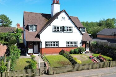 The Village, Great Barrow, Chester