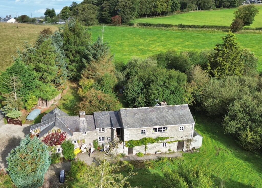 Cerrigydrudion, Corwen, Price 600000, House - Detached 5 Bedrooms, 5 bedrooms, 1 receptions