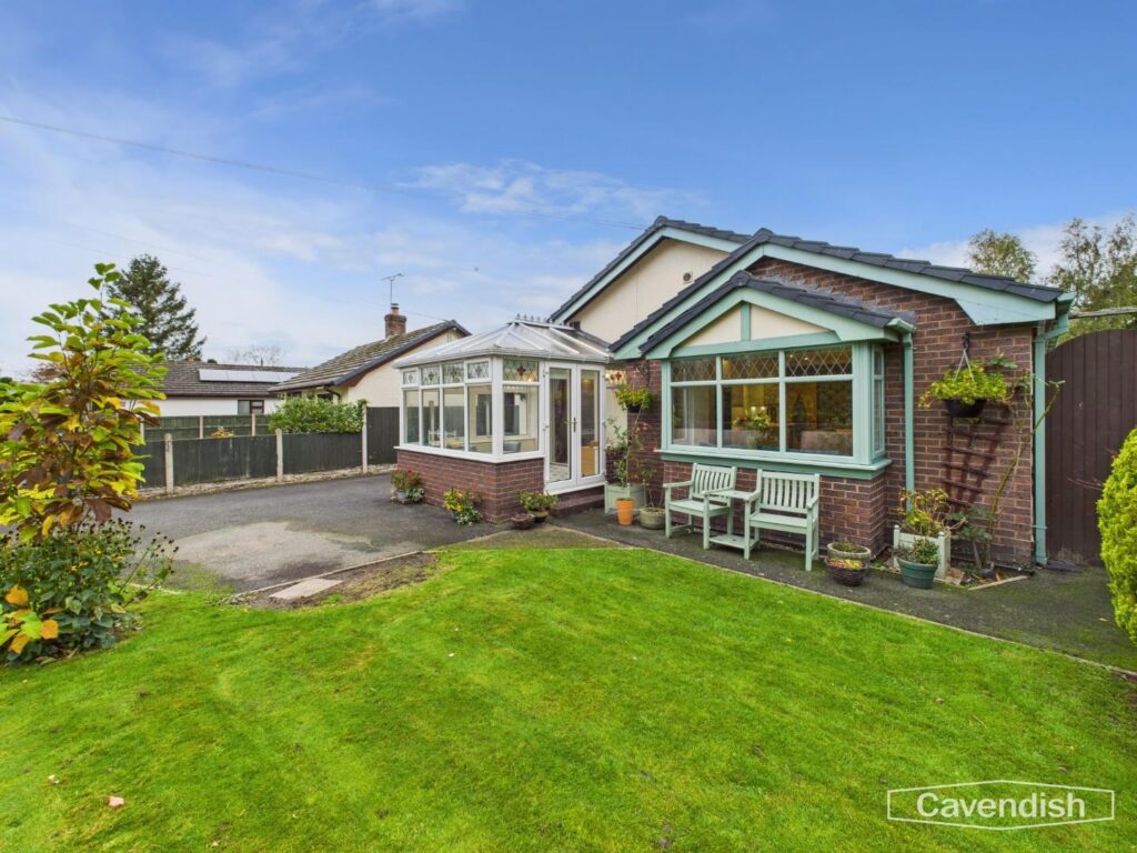 Ffordd Y Graig, Lixwm, Holywell, Price 440000, Bungalow - Detached 4 Bedrooms, 4 bedrooms, 2 receptions