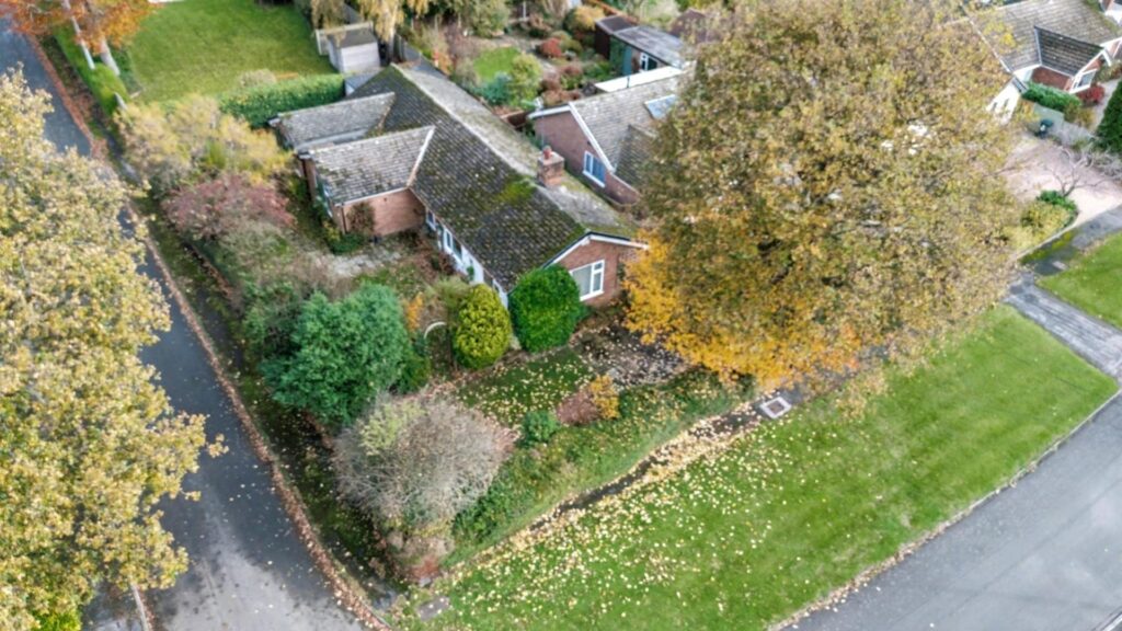 Bridge Drive, Christleton, Chester, Asking Price 470000, Bungalow - Detached 4 Bedrooms, 4 bedrooms, 3 receptions