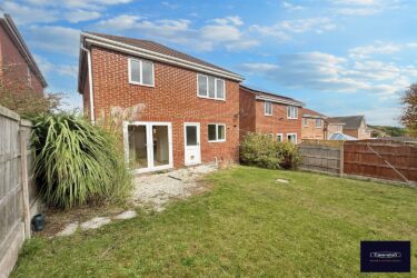 Forest Walk, Buckley