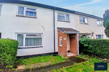 Queens Crescent, Upton Chester