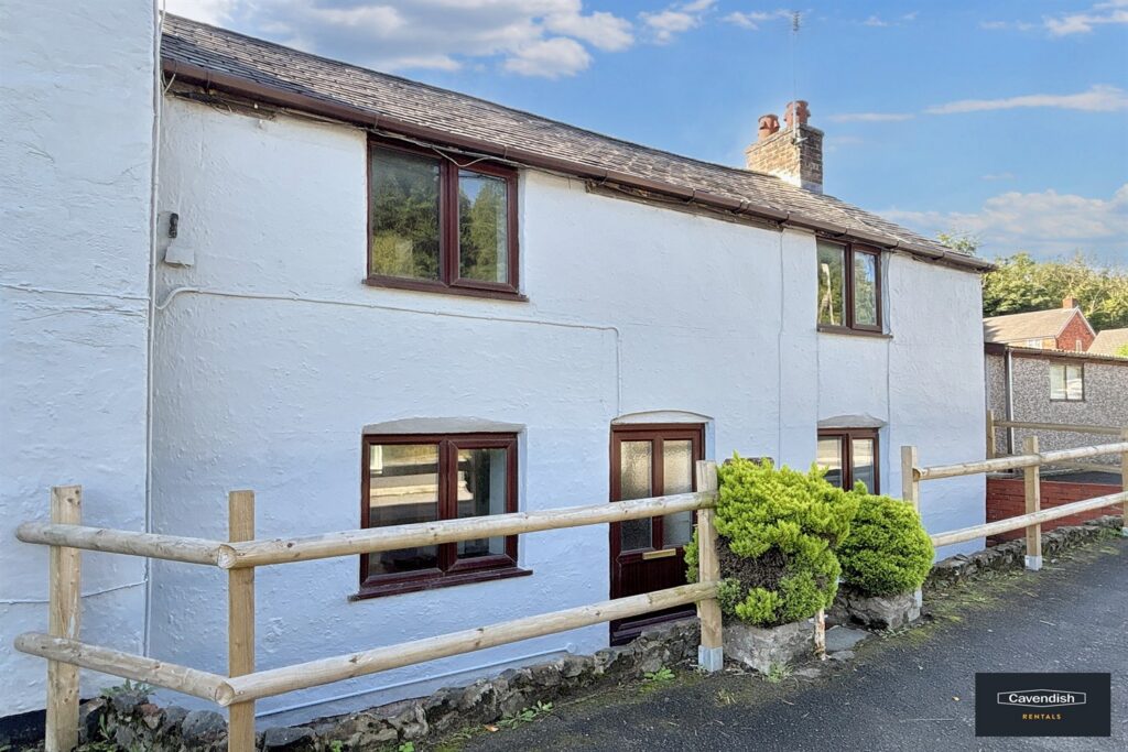 Ruthin Road, Mold,  875,  2 Bedrooms, 2 bedrooms, 2 receptions