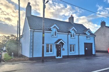 Mwrog Street, Ruthin