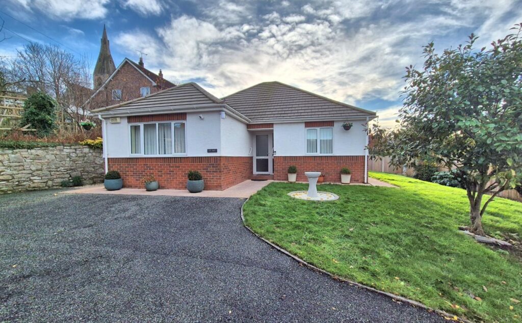 Prior Street, Ruthin, NEW 350000, Bungalow - Detached 3 Bedrooms, 3 bedrooms, 2 receptions