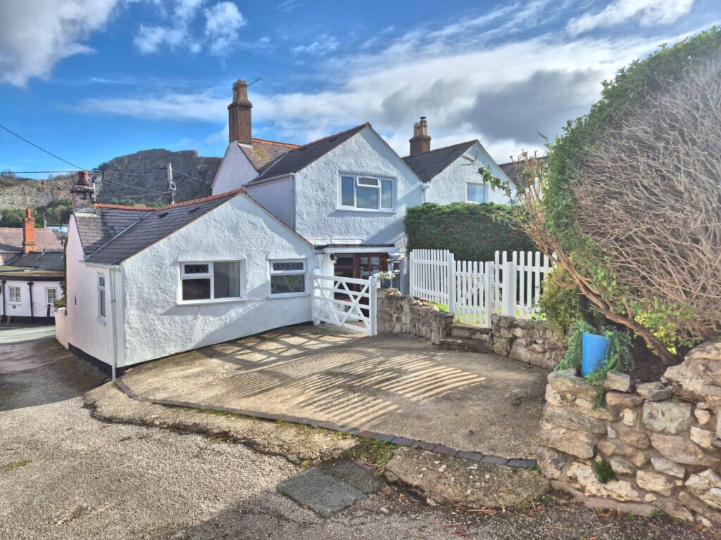 Bryn Y Felin, Dyserth,, Offers Around 190000, Cottage - Semi Detached 2 Bedrooms, 2 bedrooms, 1 receptions