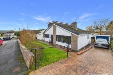 Rockcliffe, Bryn-Y-Baal, Mold