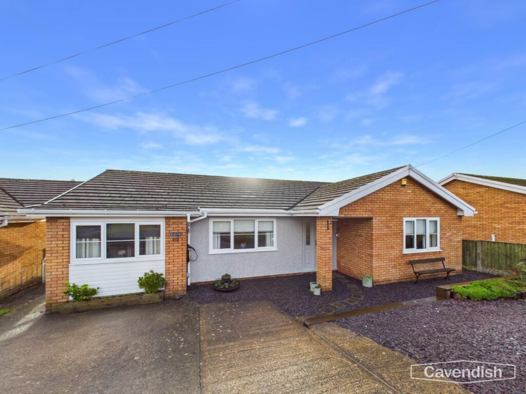 Tan Y Bryn, Pwllglas, Ruthin, Price 365000, Bungalow - Detached 4 Bedrooms, 4 bedrooms, 2 receptions