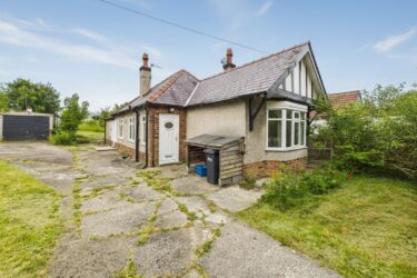 Cilcain Road, Pantymwyn, Mold