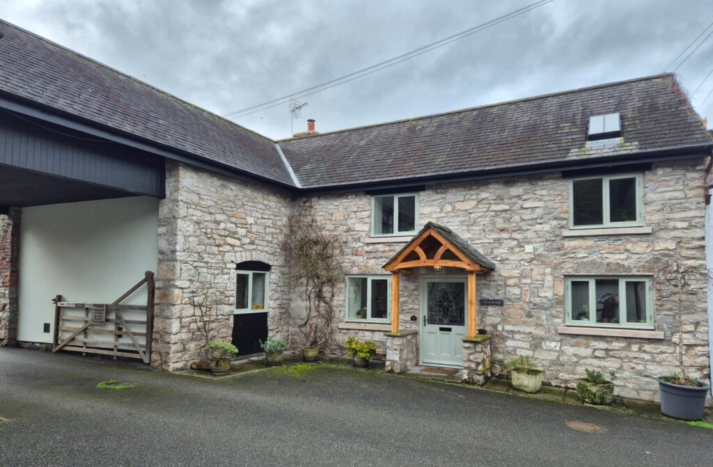 Clwyd Street, Ruthin, Price 370000, House - Detached 3 Bedrooms, 3 bedrooms, 2 receptions