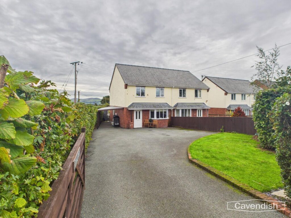 Clawddnewydd, Ruthin, Offers In The Region Of 230000, House - Semi-Detached 3 Bedrooms, 3 bedrooms, 1 receptions
