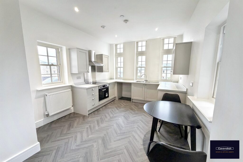 Lluesty Gardens, Holywell,  800,  1 Bedrooms, 1 bedrooms, 1 receptions