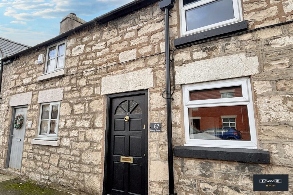 Mwrog Street, Ruthin, 800, 2 Bedrooms, 2 bedrooms, 1 receptions