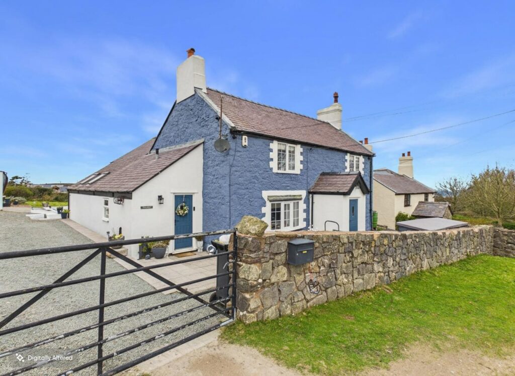Halkyn, Flintshire, Offers Over 550000, Cottage - Detached 4 Bedrooms, 4 bedrooms, 3 receptions