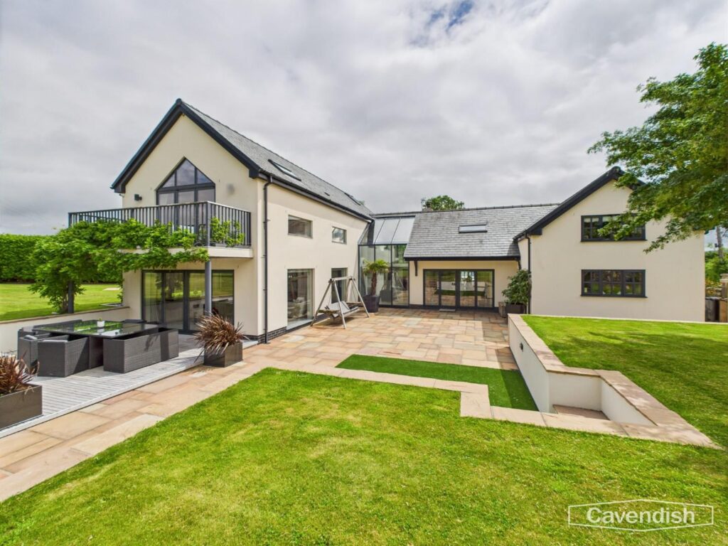 Gelli Road, Lloc, Holywell, Price 825000, House - Detached 4 Bedrooms, 4 bedrooms, 3 receptions