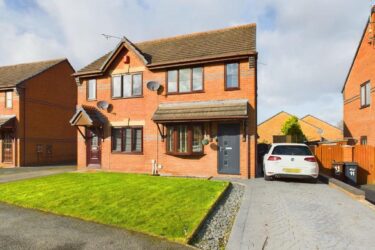 Brickbarn Close, Buckley