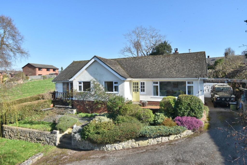 Bryn Goodman, Ruthin, Offers Over 550000, Bungalow - Detached 4 Bedrooms, 4 bedrooms, 2 receptions