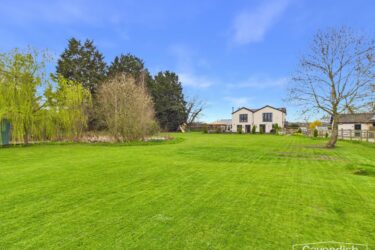 Commonwood, Holt, Wrexham