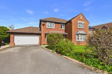 Parc Issa, Bryn-Y-Baal, Mold