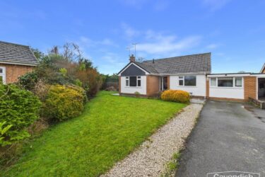 Ffordd Ganol, Sychdyn, Mold