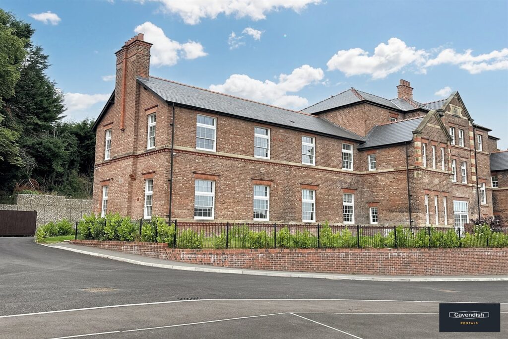 Lluesty Gardens, Holywell,  900,  2 Bedrooms, 2 bedrooms, 1 receptions