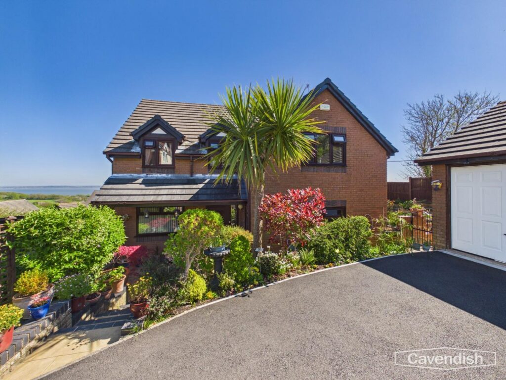 Coed Y Fron, Holywell, Price 400000, House - Detached 5 Bedrooms, 5 bedrooms, 2 receptions