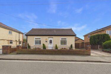 Knowle Lane, Buckley